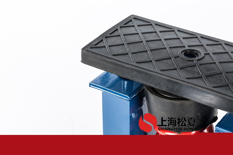 詳細(xì)介紹風(fēng)冷工業(yè)冷水機(jī)彈簧減震器的性能特點(diǎn)